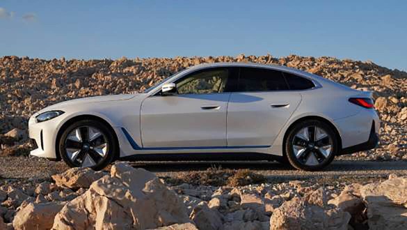 Плавні бокові лінії.