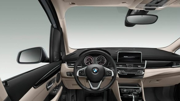 Багатофункціональність у кабіні водія.