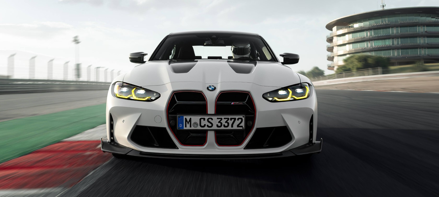 АКСЕСУАРИ BMW M PERFORMANCE.