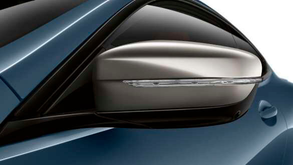 Елементи в кольорі Galvanic Cerium Grey в BMW M850i.