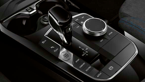 8-ступінчаста автоматична коробка передач Steptronic Sport.