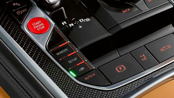 Кнопка M MODE.