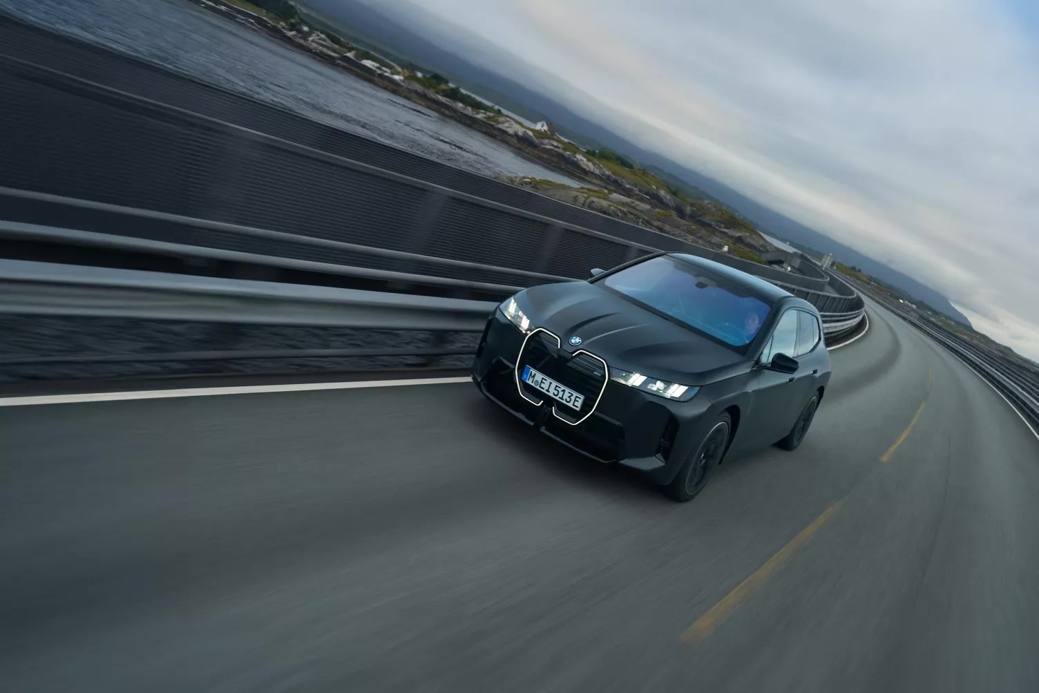 photo_text_left_right_new26897