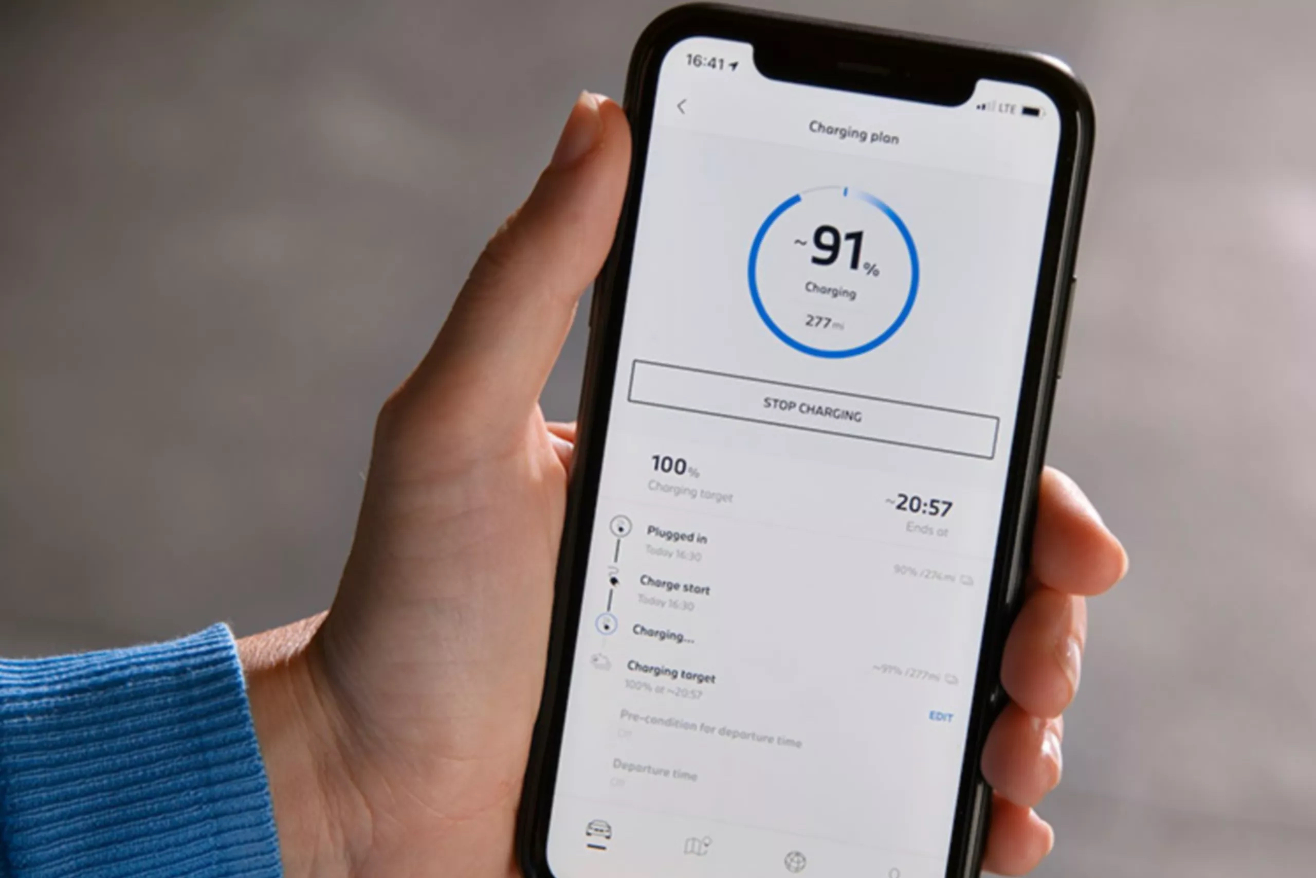 Максимум функцій для електрокарів у застосунку My BMW.