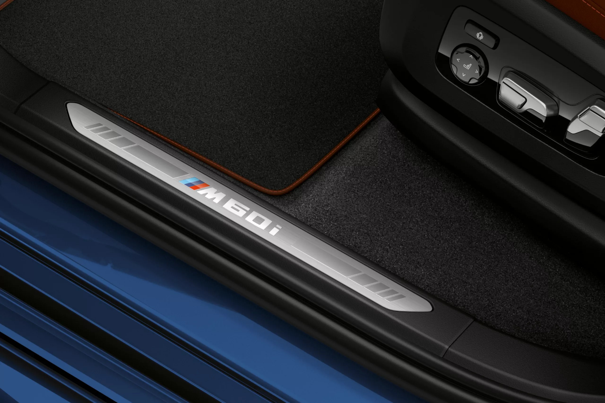 Освітлює вашу посадку.