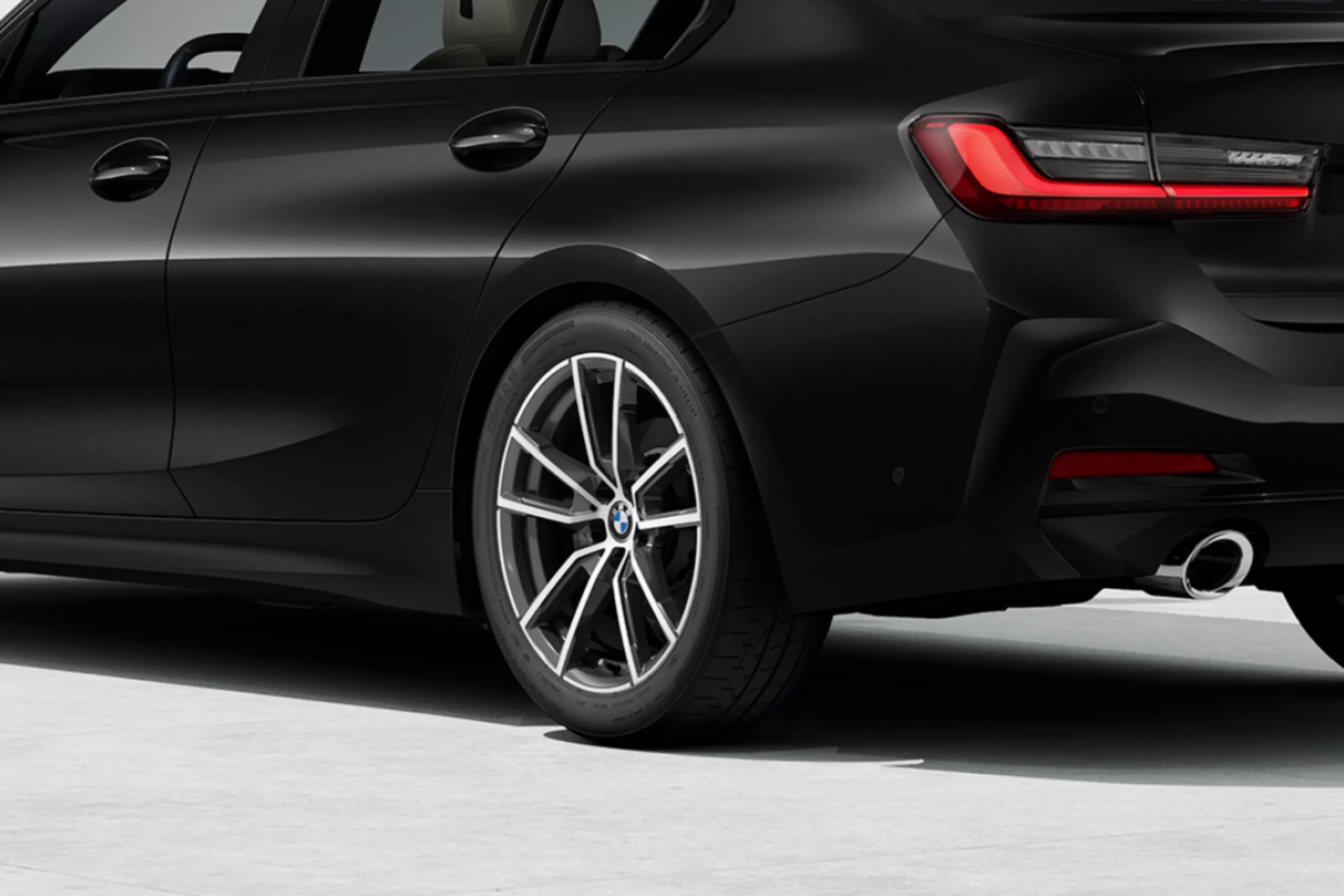 Продумана підвіска.