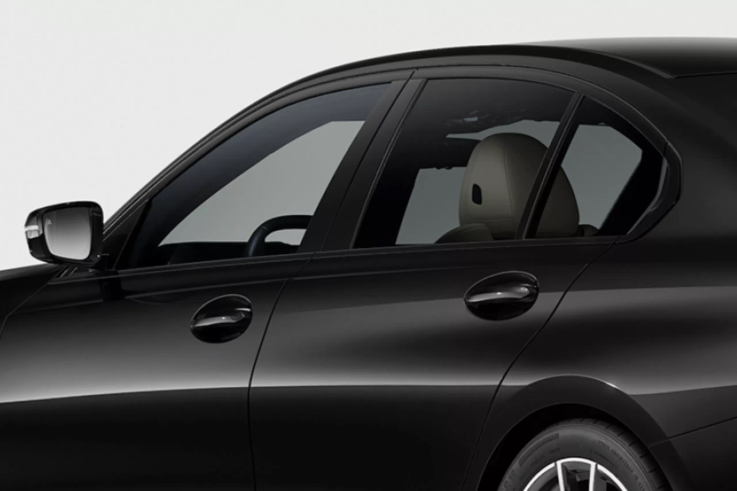 Темний та вишуканий.