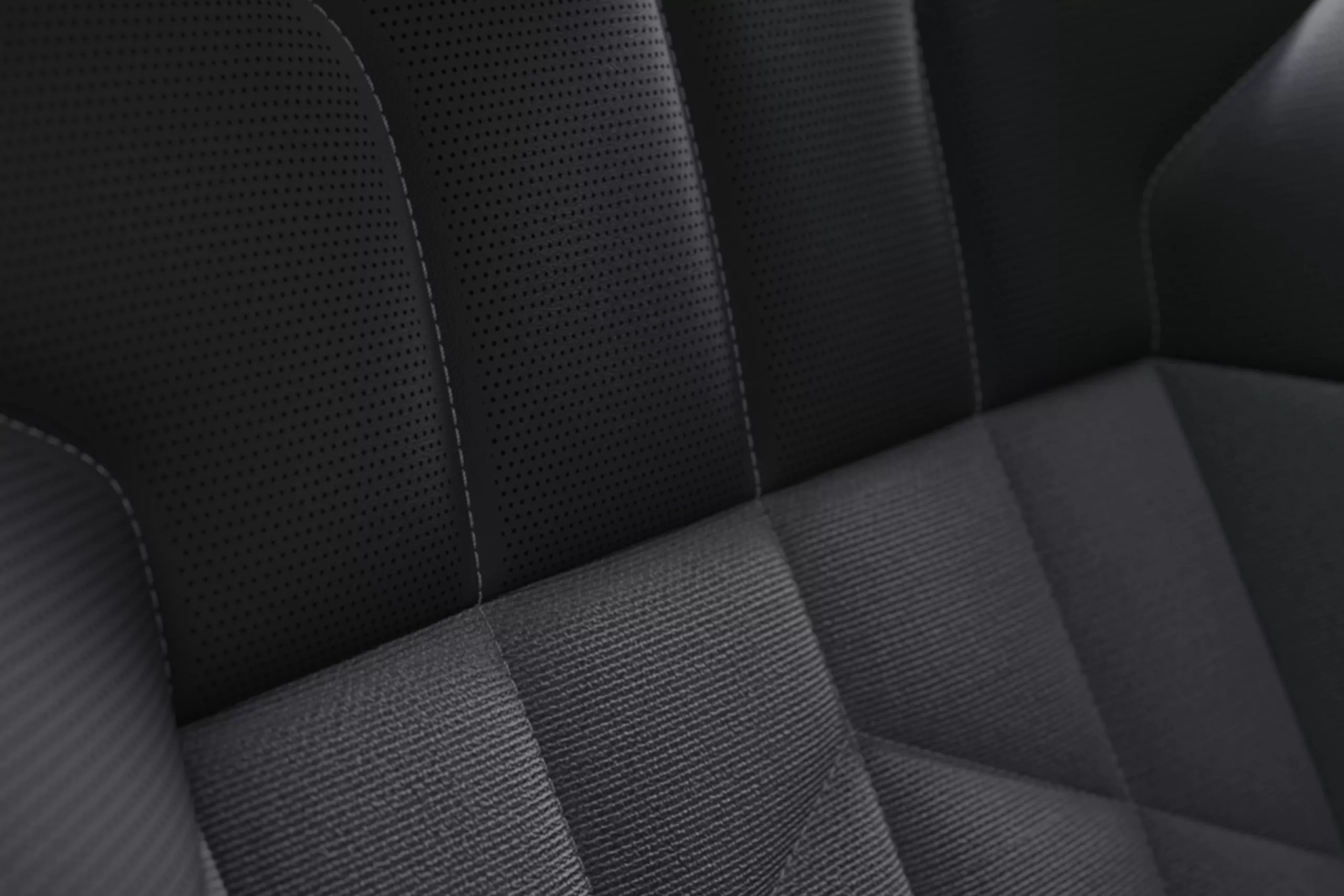 Ексклюзивне поєднання кашеміру та шкіри Merino.