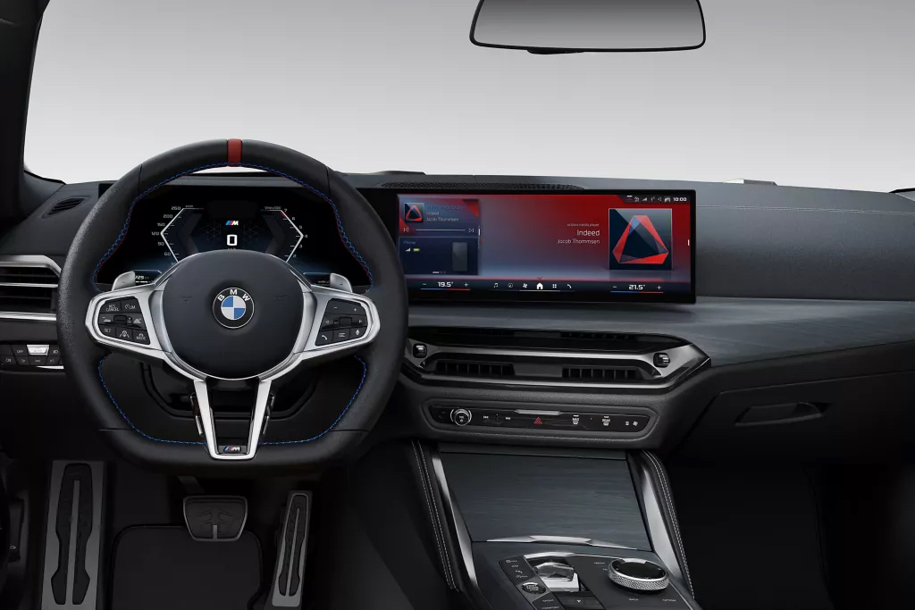 Інтер'єр, що поєднує елегантність і стиль.