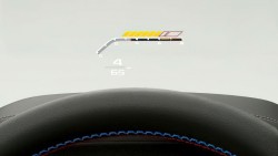 Проекційний дисплей BMW з спеціальними функціями М.