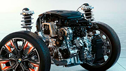 BMW TwinPower Turbo 4-цилиндровый бензиновый двигатель.